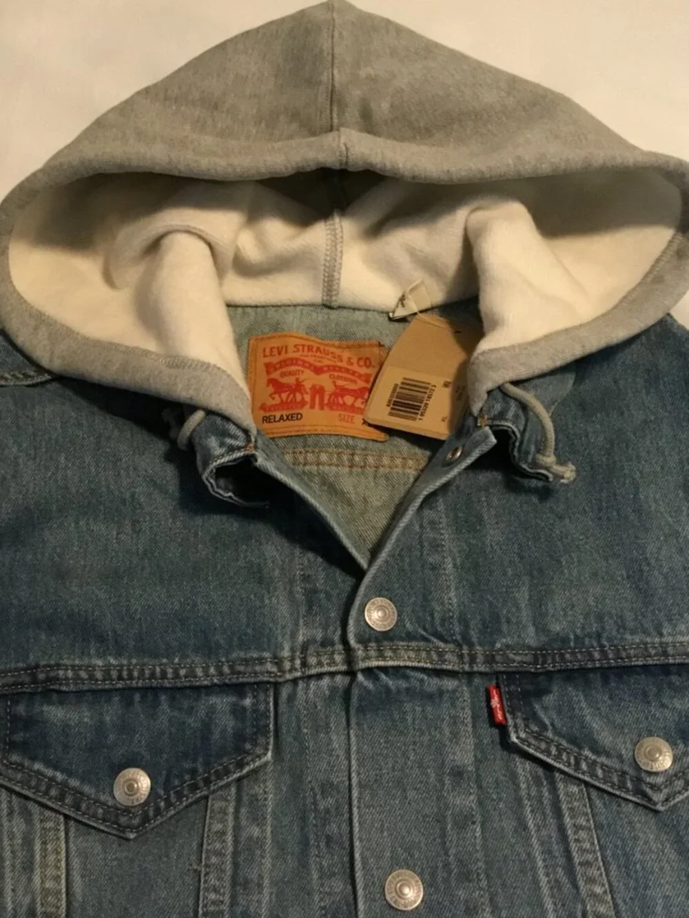 NWT Levis Trucker Gray Sweatshirt Hoodie & Sleeves Denim Snap Front Jacket XL - Picture 3 of 11
